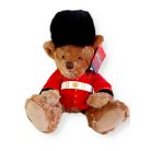 Russ: Maci Angol palotaőr ruhában