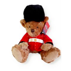 Russ: Maci Angol palotaőr ruhában