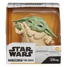 Hasbro Star Wars Mandalorian: Grogu gyűjthető figura - A gyermekerő pillanata (Baby Yoda) F1217