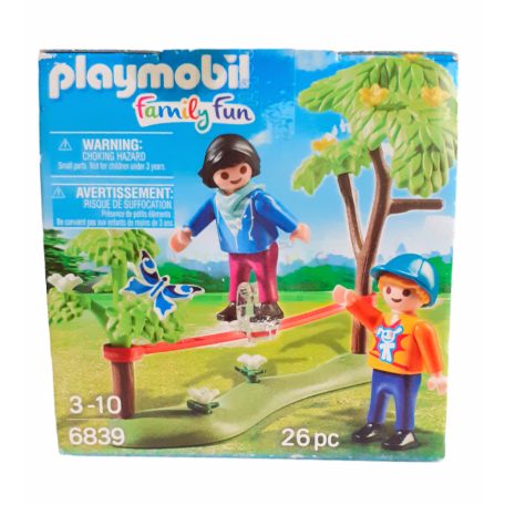 Playmobil 6839 Slackline gumikötélen a szabadban